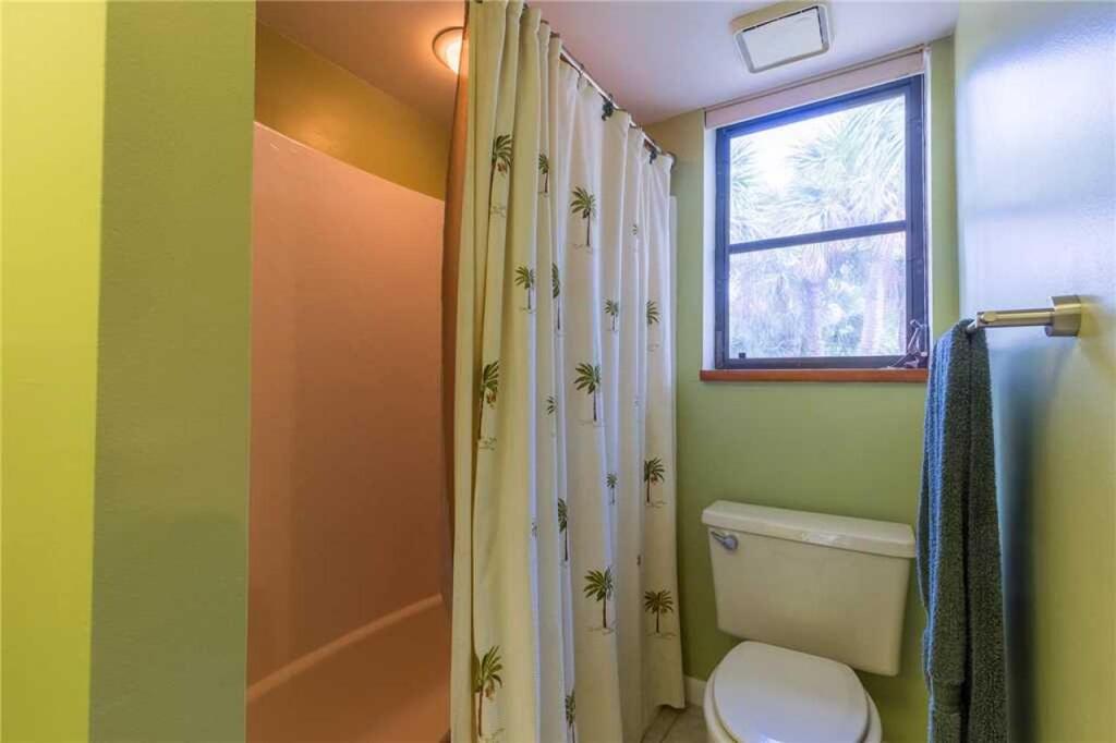 426 - Island Love - thumb 0