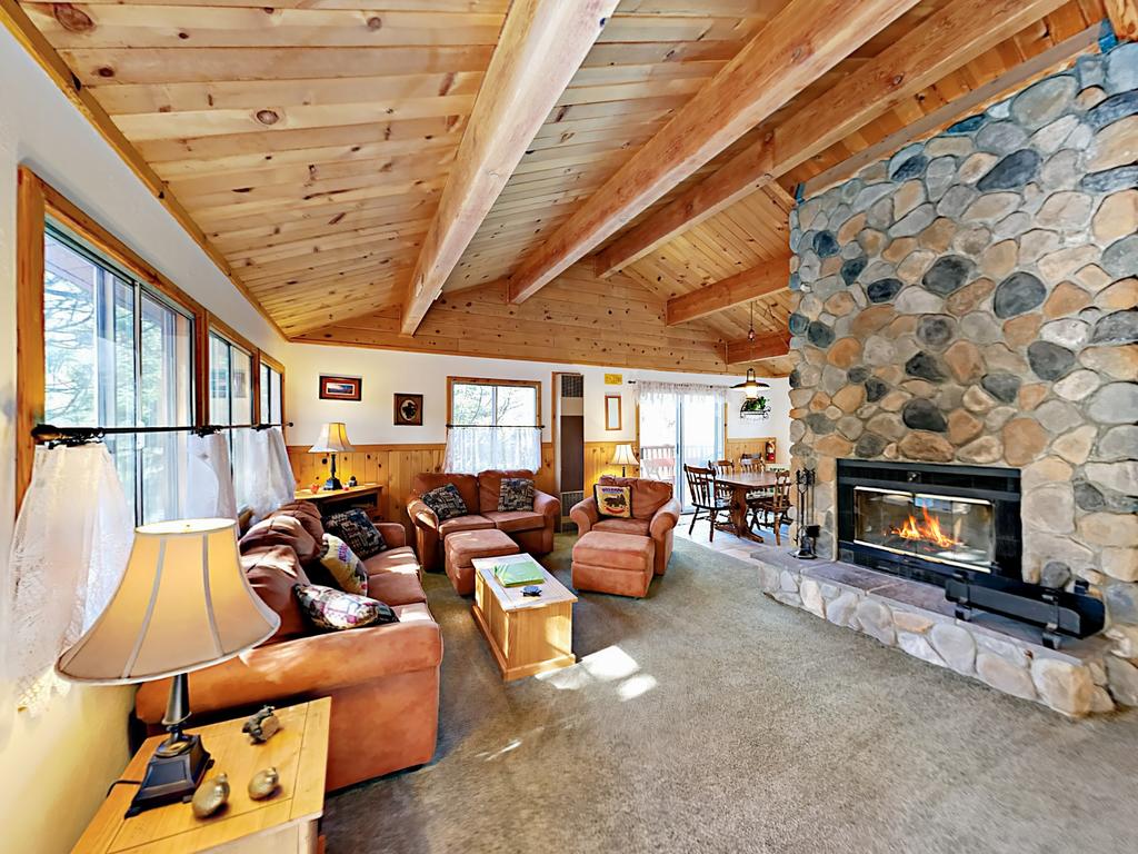 43651 Yosemite House - thumb 0