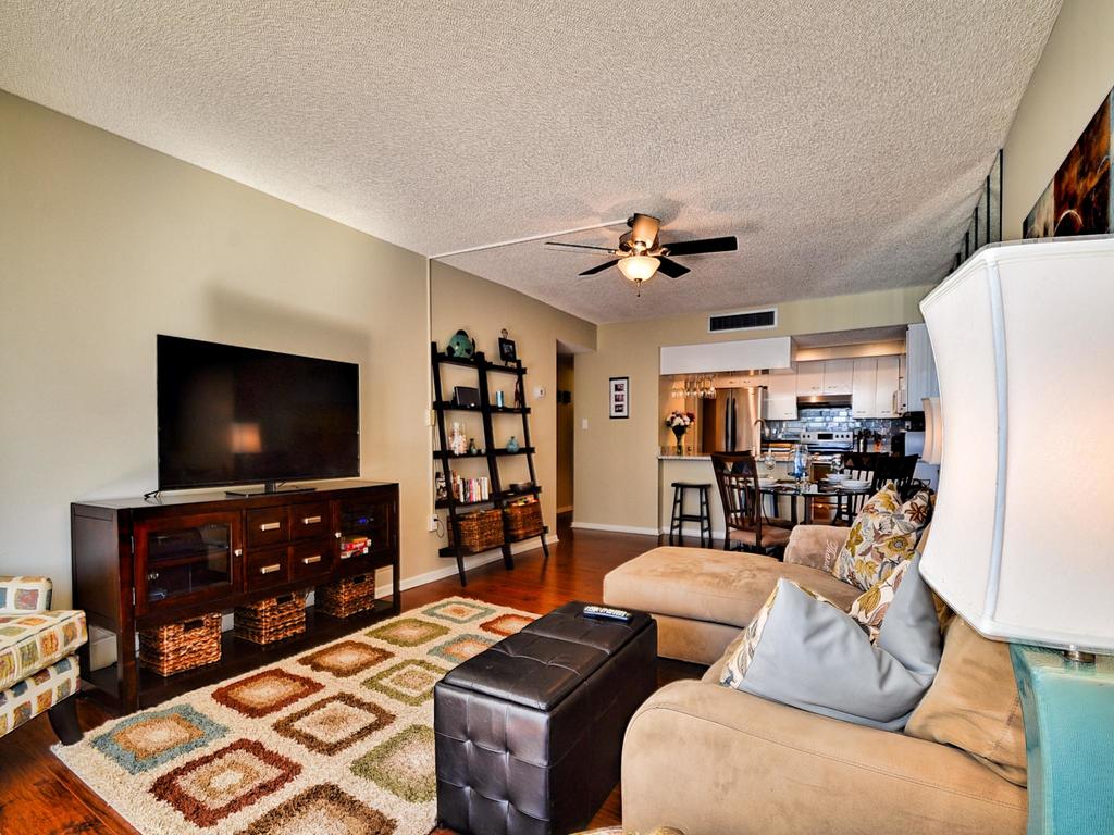 440 West Condo 1101N - thumb 3