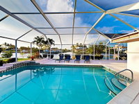 445 Bayshore Drive Home Tourism Bookings