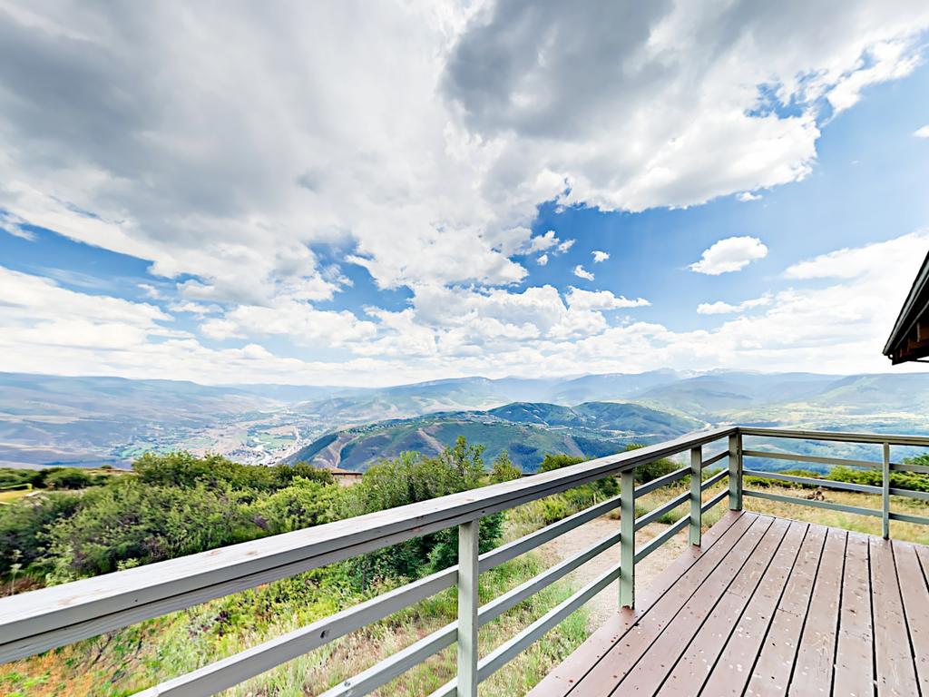 4683 Bellyache Ridge Rd Home - thumb 0