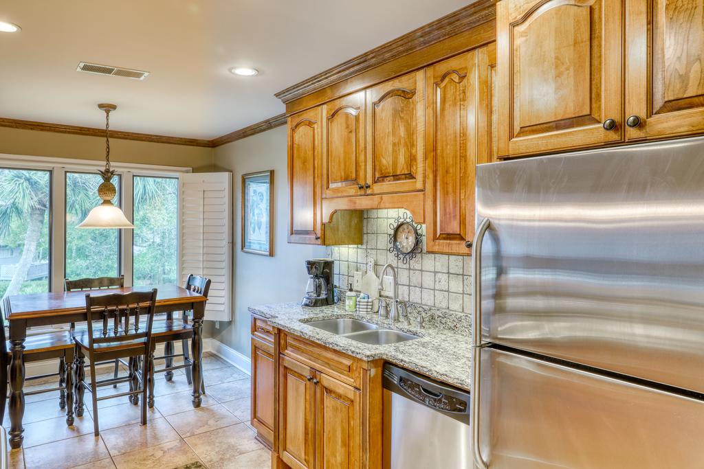 4712 Tennis Club Villa - thumb 3