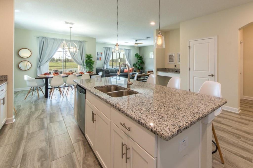 4811 King Home - thumb 2