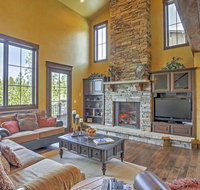 4BR Fraser Townhome with Private DeckMountain Views - Tourism Bookings