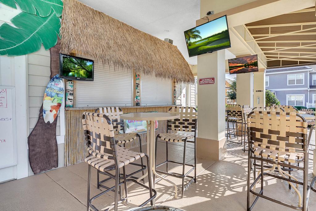 4BR Luxury Townhome - Gated Resort By The Parks - thumb 3