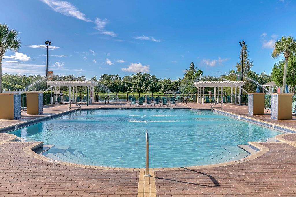 4BR Luxury Townhome - Gated Resort By The Parks - thumb 2