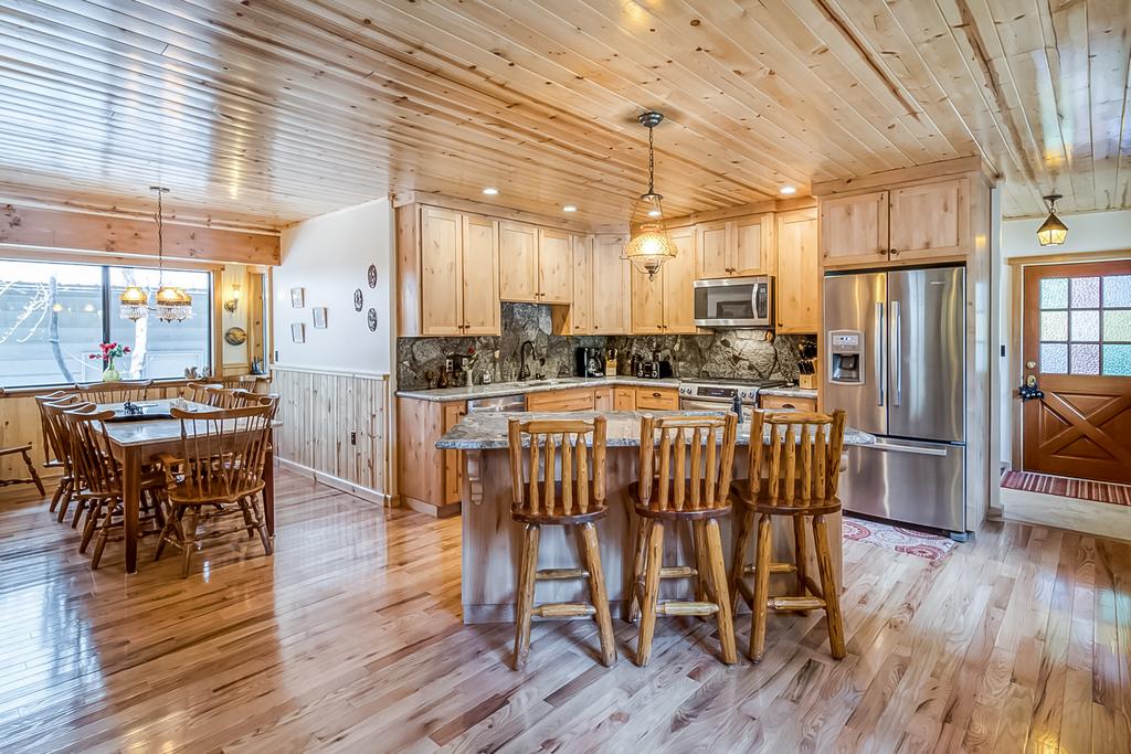 5 Bed 3 Bath Vacation Home In Shaver Lake - thumb 3