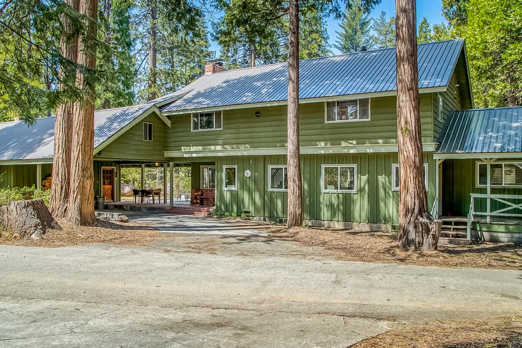 5 Bed 3 Bath Vacation Home In Shaver Lake - thumb 0