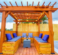 5 Star Pergola  Dine on Sun-Splashed Luxury Deck - Tourism Bookings