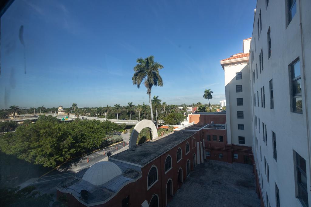 519 City View Hollywood Beach - thumb 3