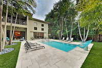 535NE25T home Tourism Bookings