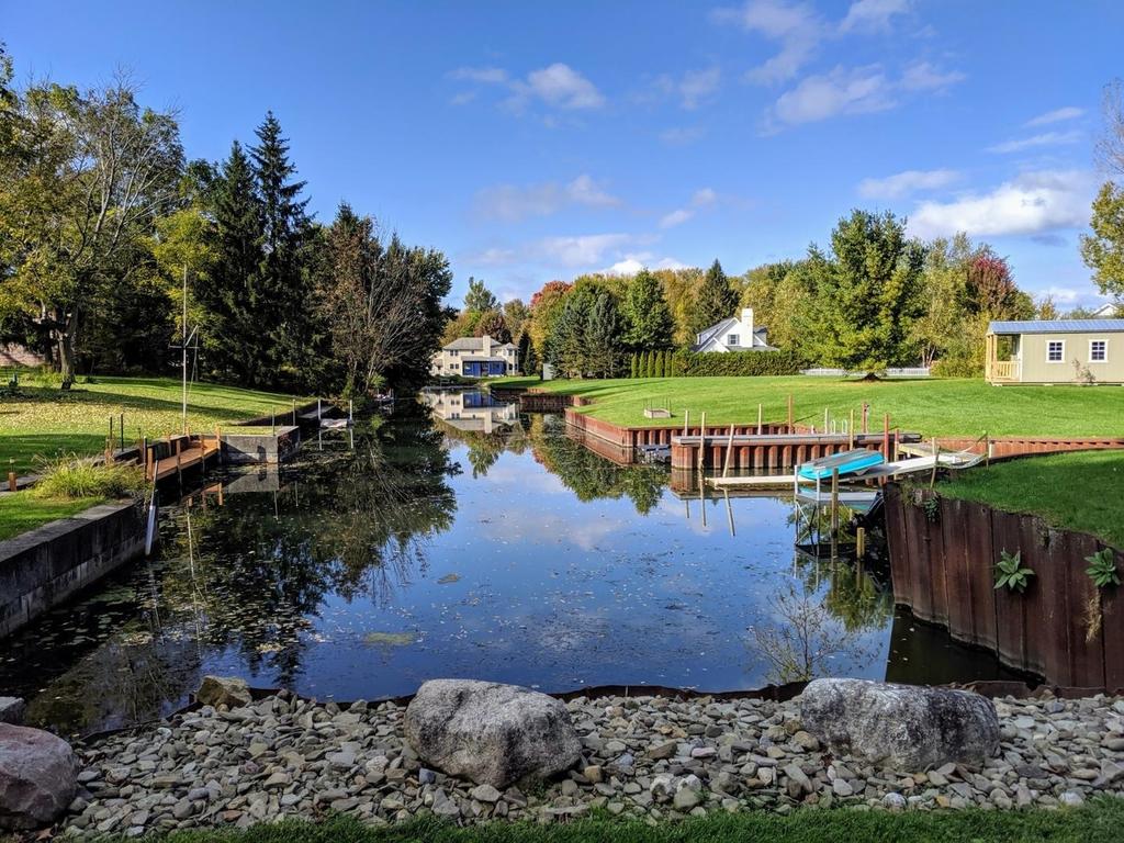 5880 Cardinal Rd. Home - thumb 1