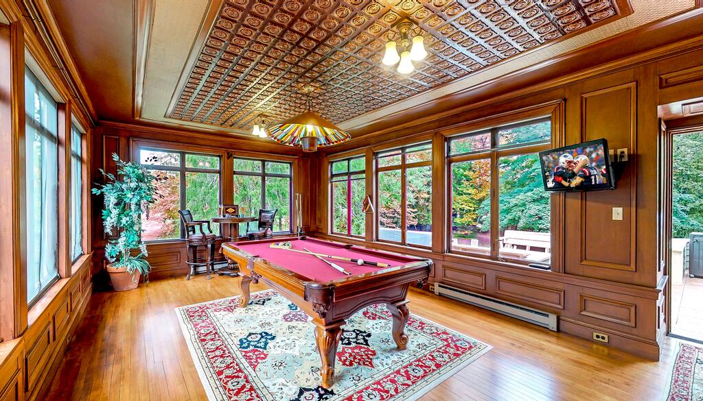 6 Bdrm, Sleep 18, Pool, Arcade, Elevator, Lake, Hot Tub, Ski & Golf From Door, Walk Everywhere Location - thumb 0