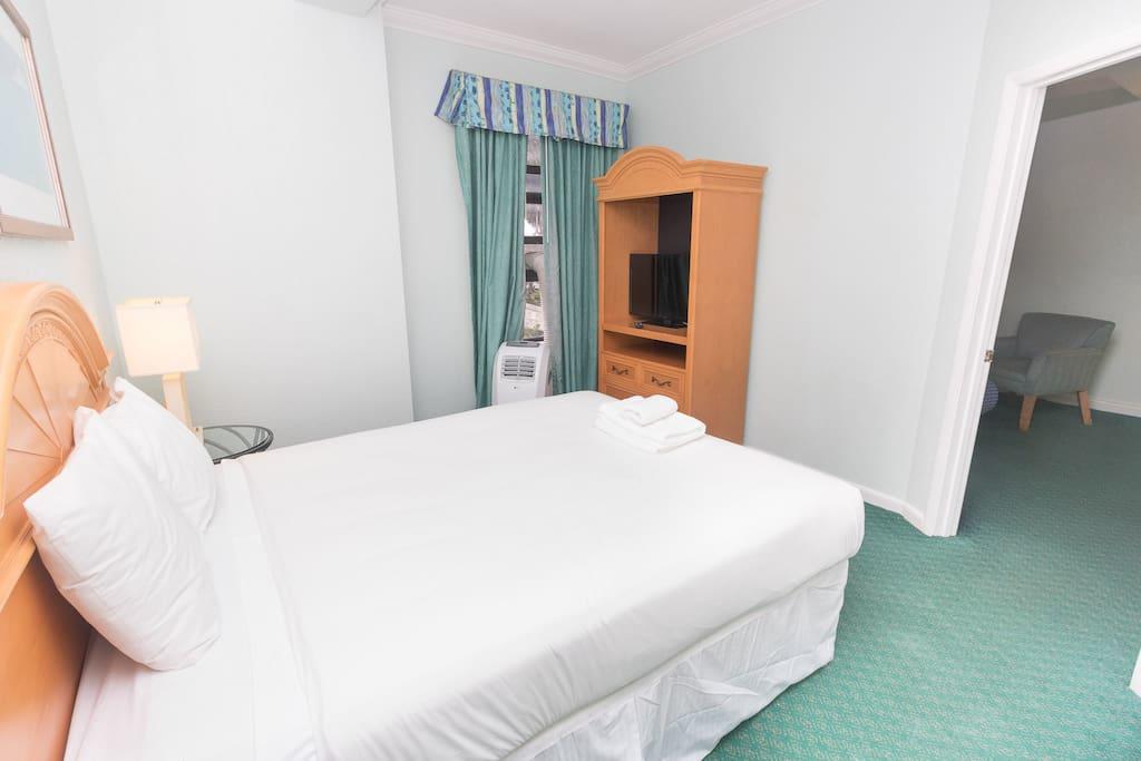 606 Apt Hollywood Beach - thumb 1