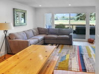 71 Vantage condo Tourism Bookings
