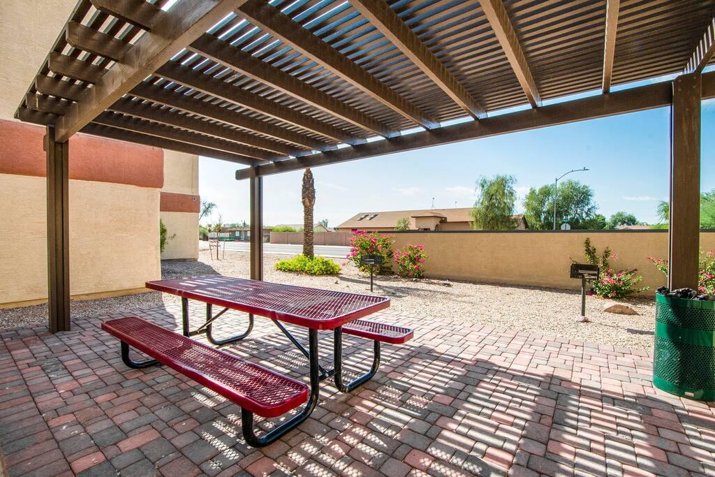 77 Sunny Casa Grande 2bd 2ba Condo W Heated Pool - thumb 3