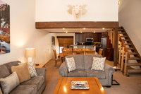 82 Ridgepoint Townhomes USA Accommodation