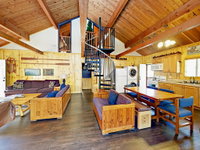 880 Edgemoor Rd Cabin Tourism Bookings