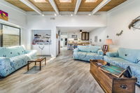 9 HB Fun House Steps to the Sand Jacuzzi Bikes  Foosball Table Tourism Bookings