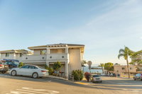 90 San Luis Street Unit D USA Accommodation