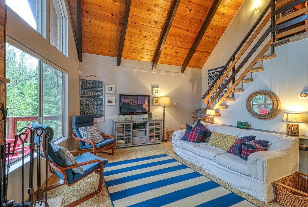 A Treehouse - thumb 3