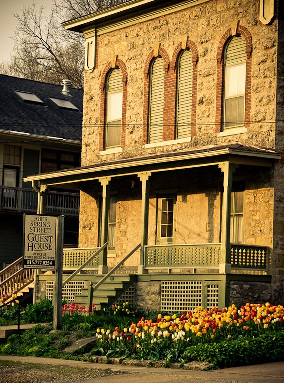 Abe's Spring Street Guest House - thumb 3