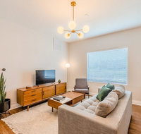 Abode | The Cedars - USA Accommodation