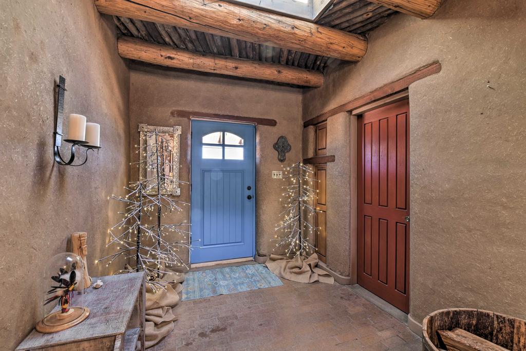 Adobe Home In Taos Area With Mtn View And Courtyard! - thumb 3
