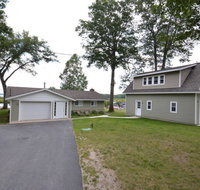 Adorable house on the West Twin Lake Canal - USA Accommodation