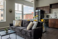 Airy  Adorable 2BR Apt in the Heart of the City Tourism Bookings