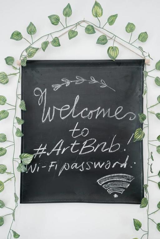 Airy Quiet Art & Design Oasis Mins To LAX & Beaches//Artbnb - thumb 3