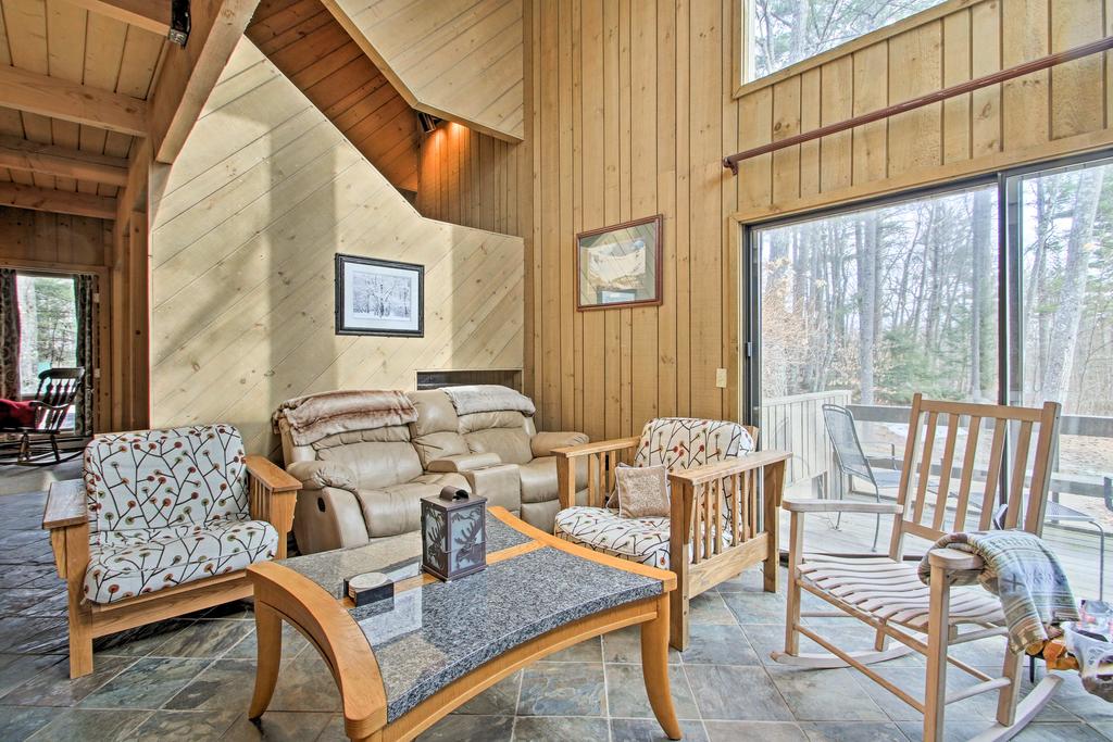 All-Season North Conway Condo With Private Hot Tub! - thumb 1