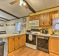 All-Seasons Mountain Resort Chalet - 3Mi to Skiing - USA Accommodation