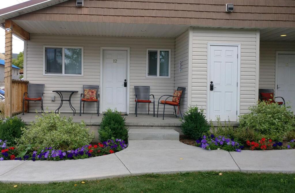 Alpaca Inn - thumb 1