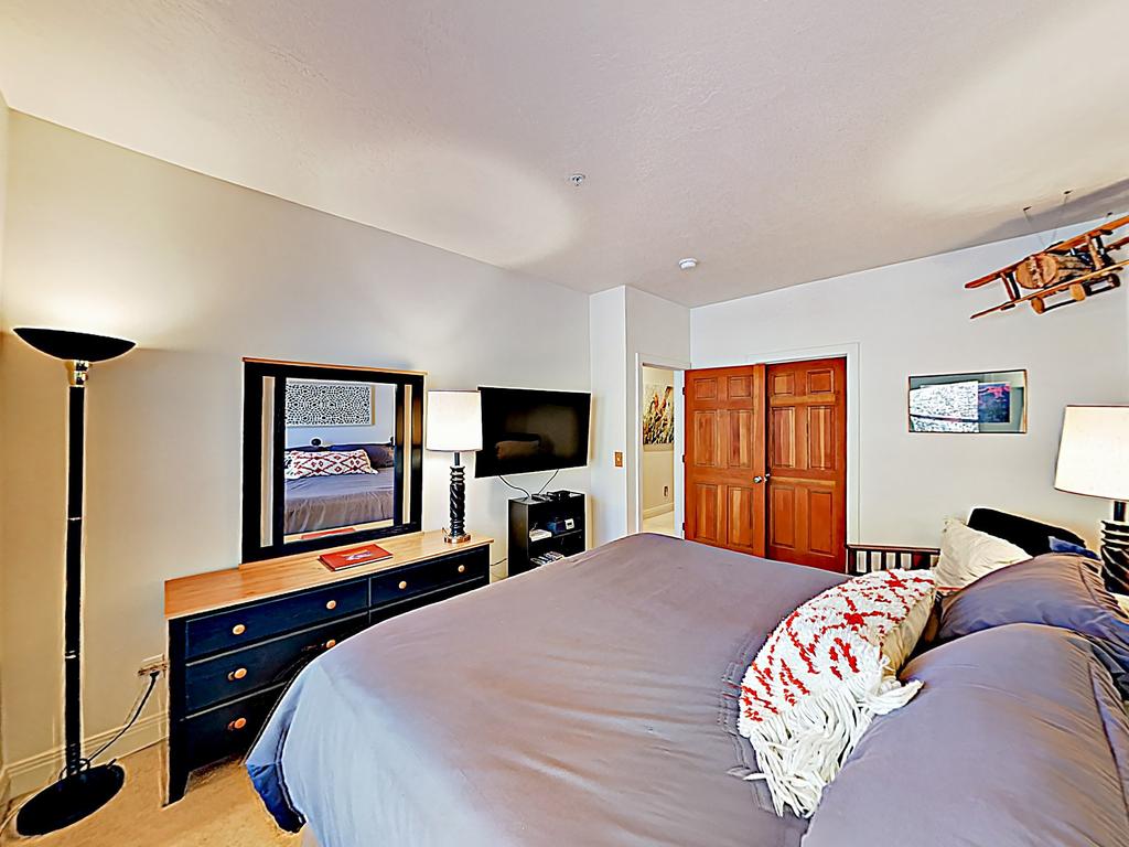 Alpine Haven W/ Private Hot Tub: Near Resorts Townhouse - thumb 1