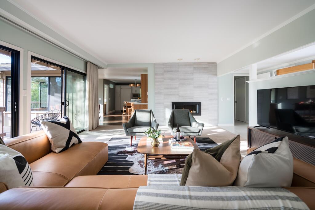 Alta Vista By AvantStay - Large Home W/ Pool, Patio And Balcony - thumb 2