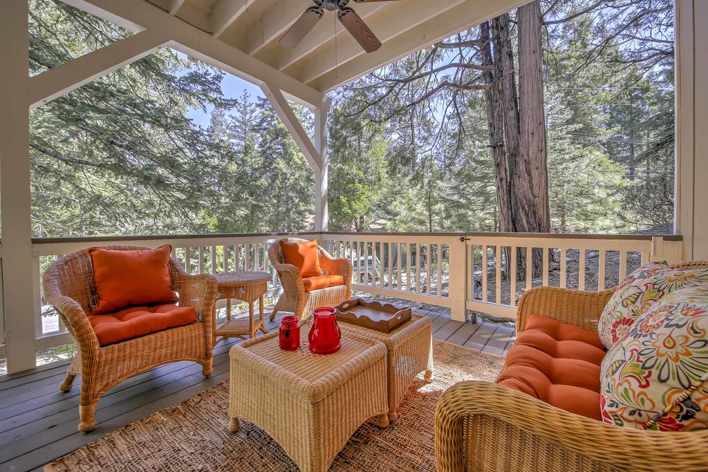 Amazing Lake Arrowhead Home Surrounded By Nature! - thumb 0