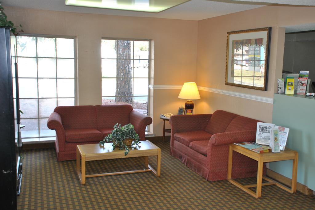 America's Best Inn Beaufort - thumb 3