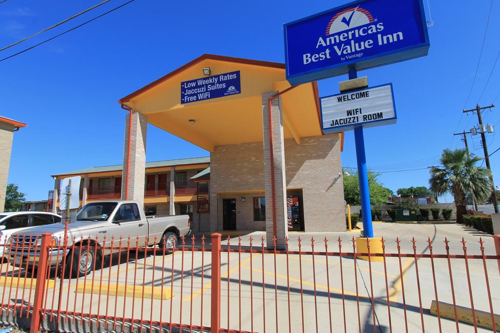 Americas Best Value Inn San Antonio/Lackland AFB - thumb 1