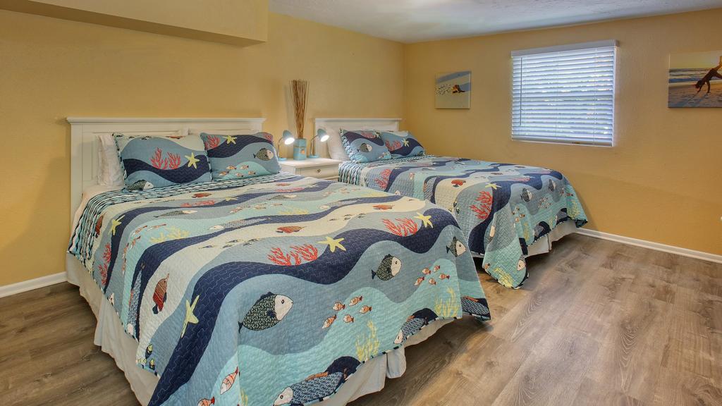 AMI Beach Fun - thumb 2