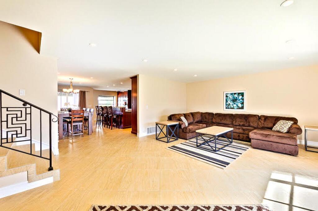 AN-2809 - Disneyland Delight - thumb 1