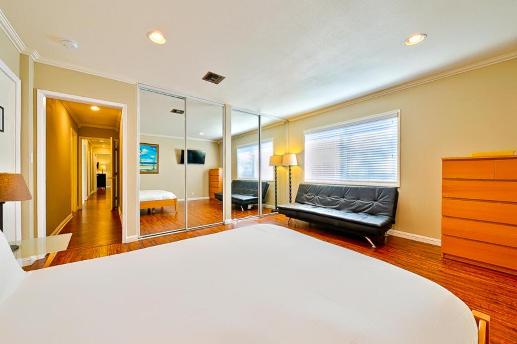 AN-802 - Disney Getaway - thumb 1