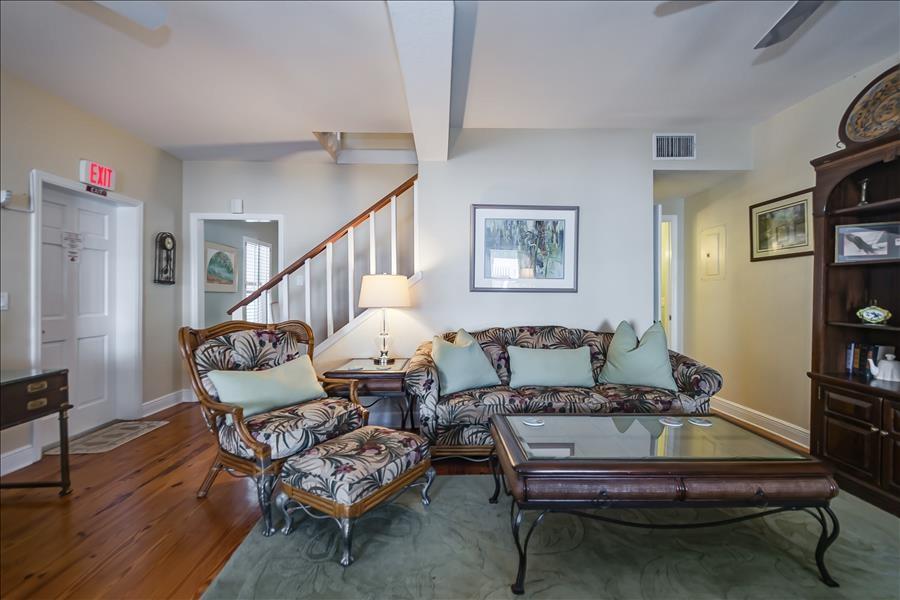 Anchor Inn - Unit 3 Apts - thumb 0