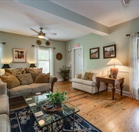 Anchor Inn - Unit 4 Apts - Tourism Bookings