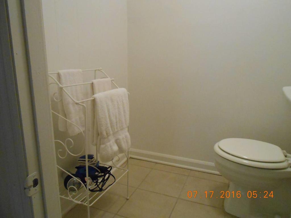 ANDERSON PLACE ON HISTORICAL AVENUE - thumb 1