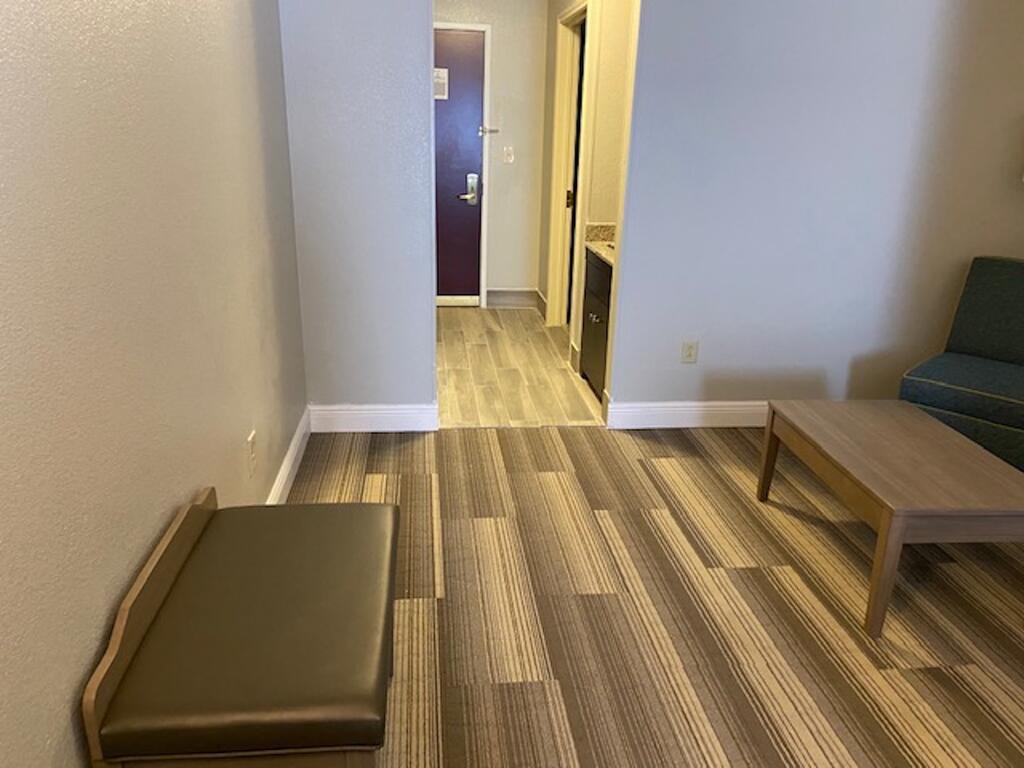 Andrews Inn And Suites - thumb 1