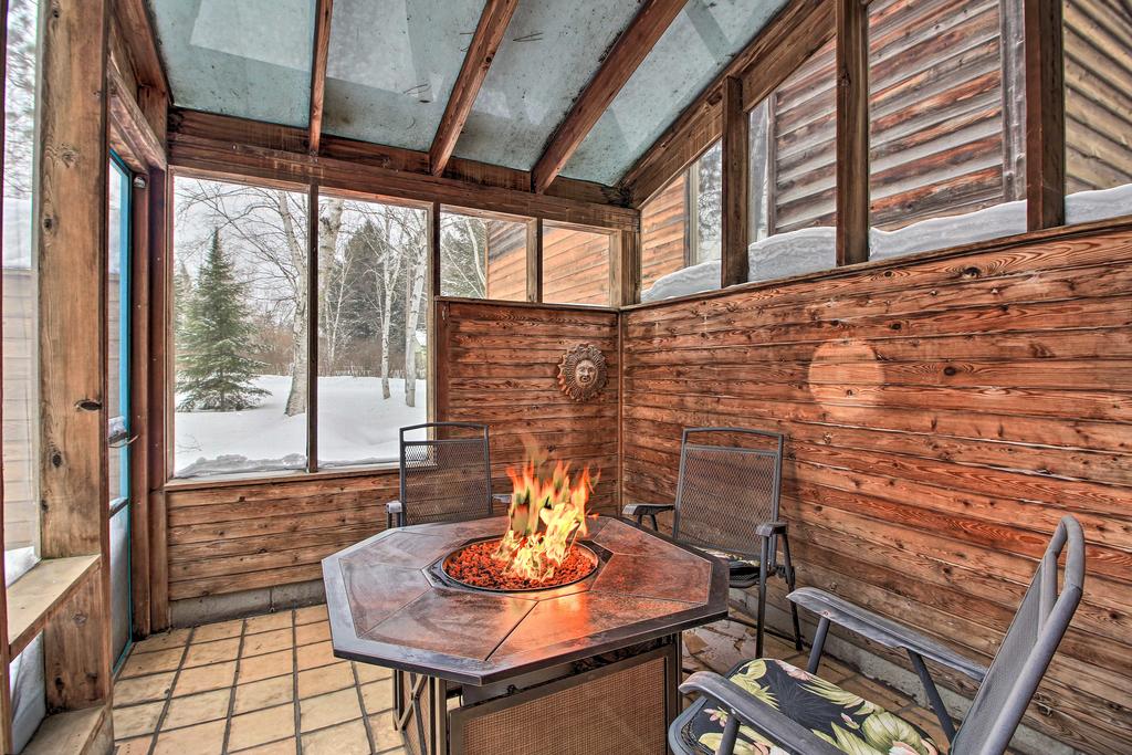 Architect-Designed Cabin With Patio And Fire Pit! - thumb 1