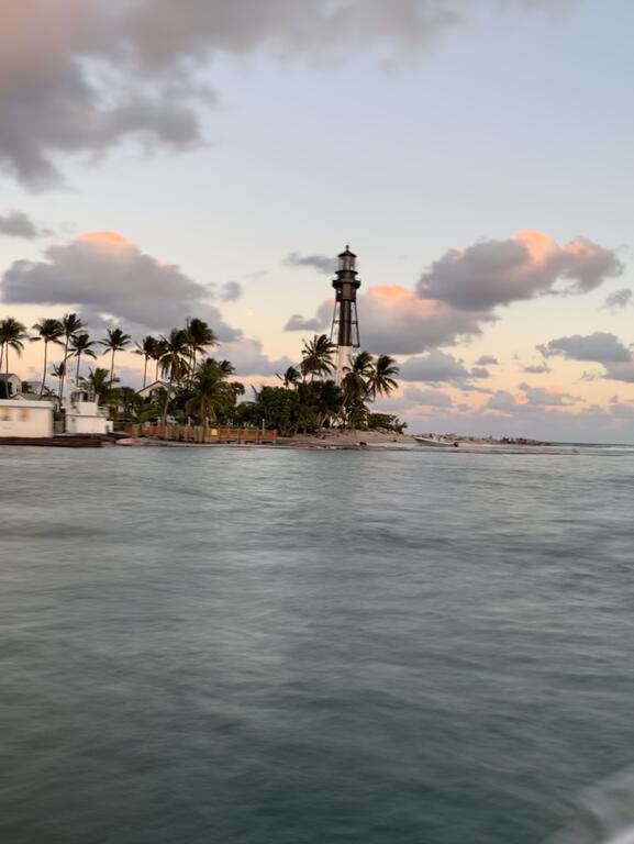 Armanis Garden Suite - thumb 3