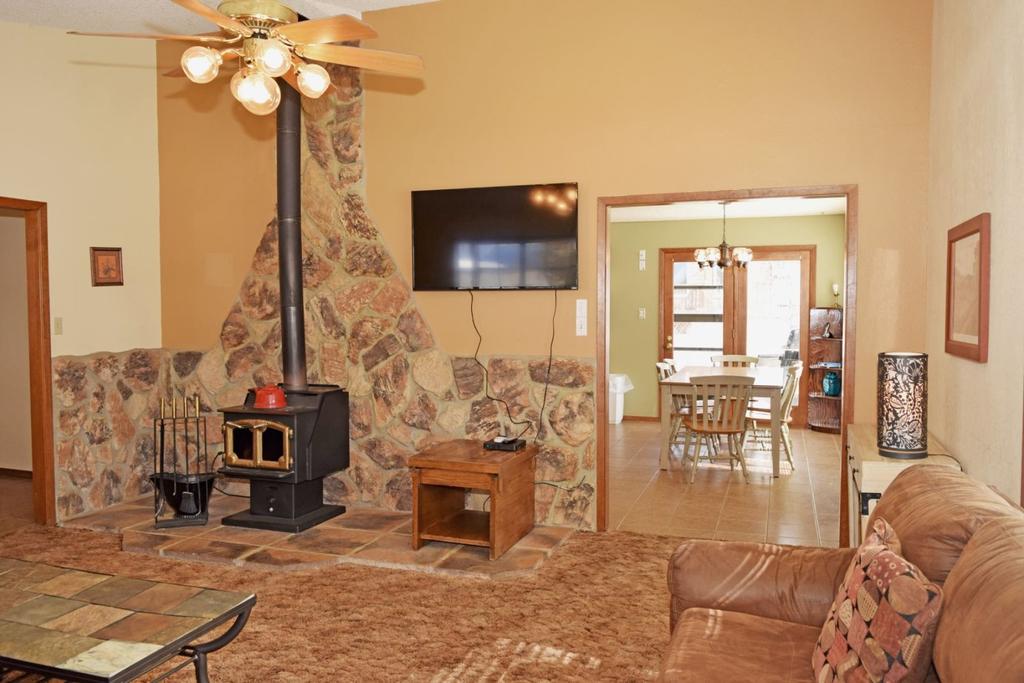 Arnolds River Retreat - thumb 0