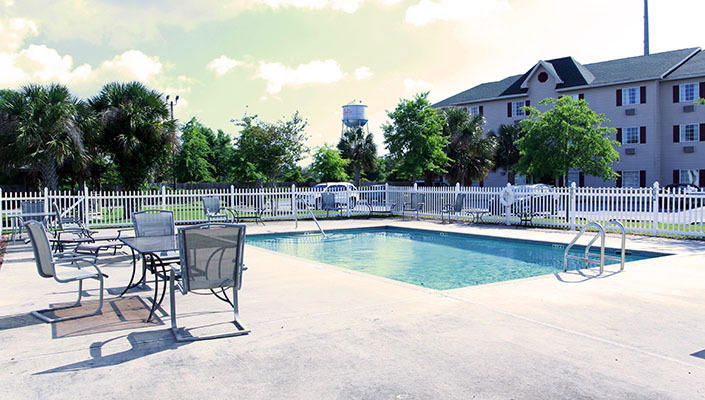 Ashton Inn & Suites - thumb 3